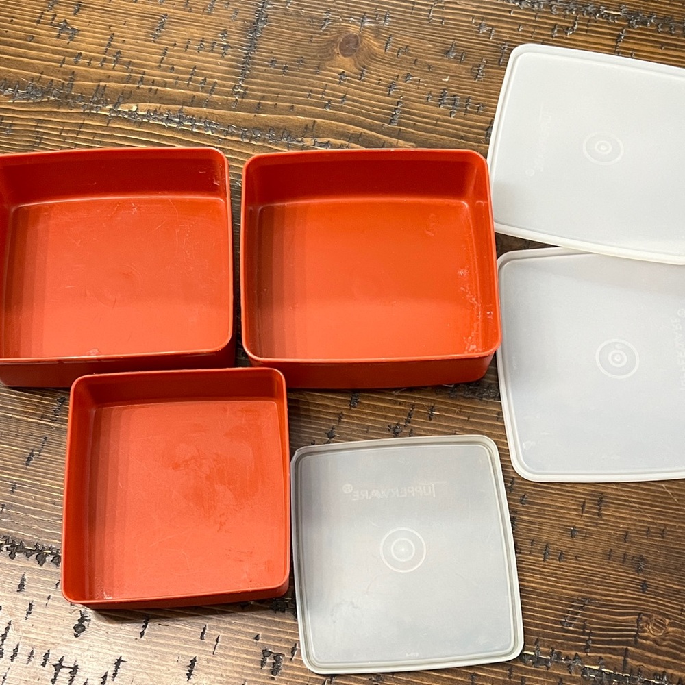 Tupperware Orange Sandwich Container Set - Picture 3 of 4